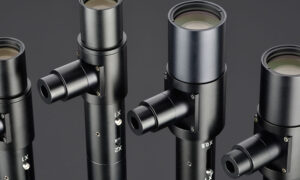 テレセントリックレンズを使用する検査スペースのコンパクト化